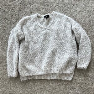 Lulus oversized fuzzy soft sweater white ivory XS
